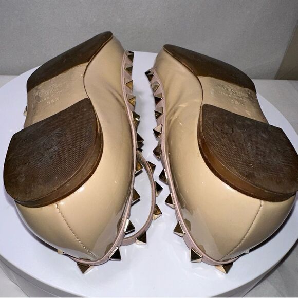 Valentino Garavani Rock Stud ankle wrap flats. Nude beige tan. Size 36 1/2 - Picture 9 of 16